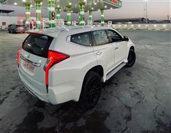 ميتسوبيشي باجيرو سبورت